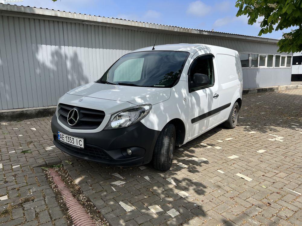 Mercedes-Benz Citan 2012 год