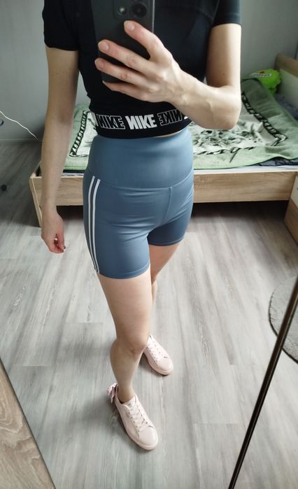 Wyprzedaż szafy!! Sportowe spodenki
