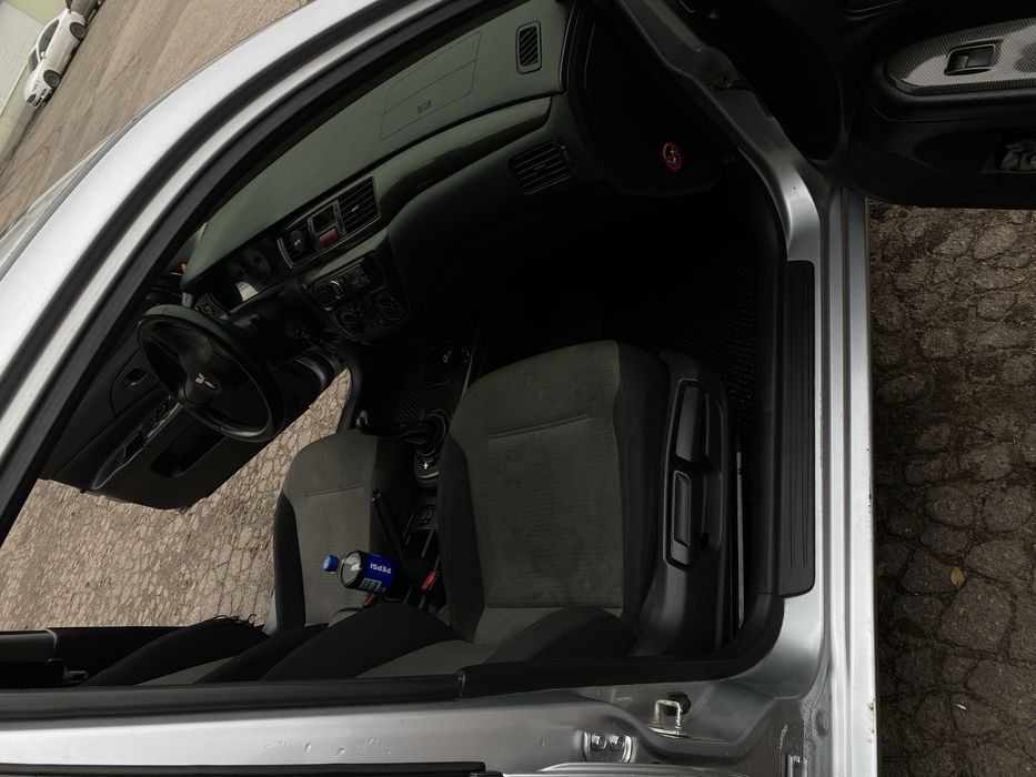 Продам автомобиль лансер 9