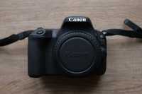 Máquina fotográfica Canon EOS 200D