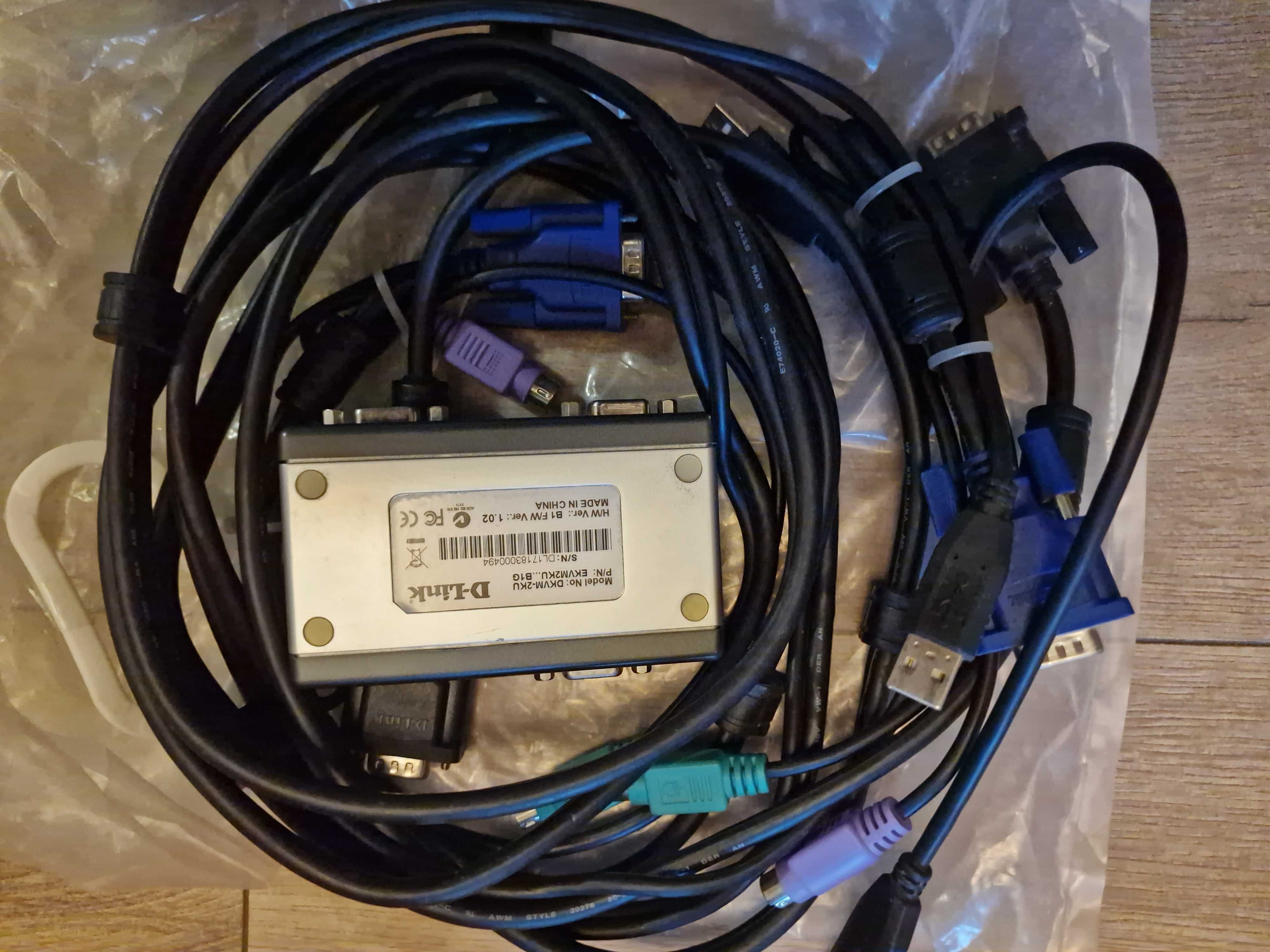 D-Link DKVM-2KU USB/PS/2 + VGA (2 komputery) 1,8m