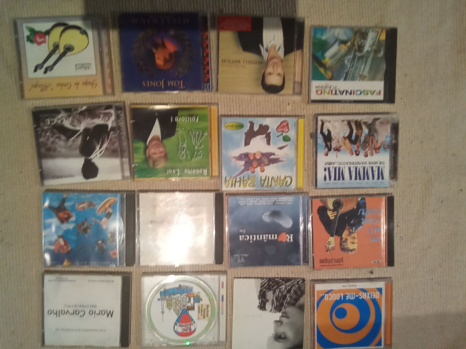 Vendo CDs  de música variada