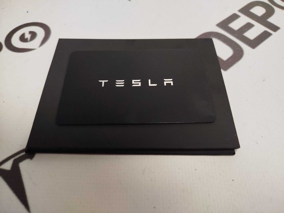 Ключ карта холдер чохол Tesla Model 3 Y ПідшивкаВстановленняНаявність