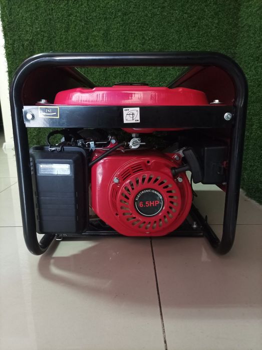 Генератор 3 фази 2.5-3.0 кВт GERMAN SIAHL GS8500

GS8500