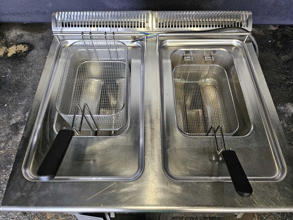 Fritadeira elétrica 15+15 Lts