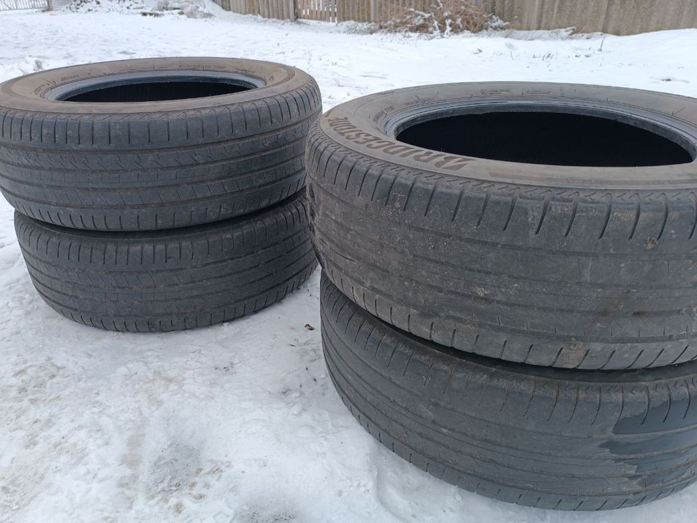 Летняя резина Bridgstone Alenza 215/65R16