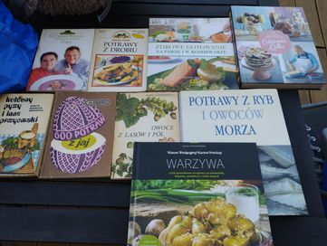 Zestaw 9 książek kulinarnych