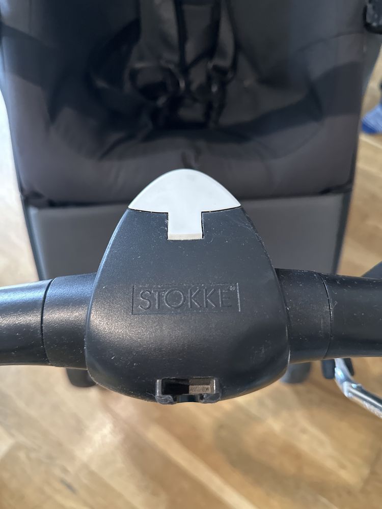 Stokke wozek gondola + spacerowka  karton czarny