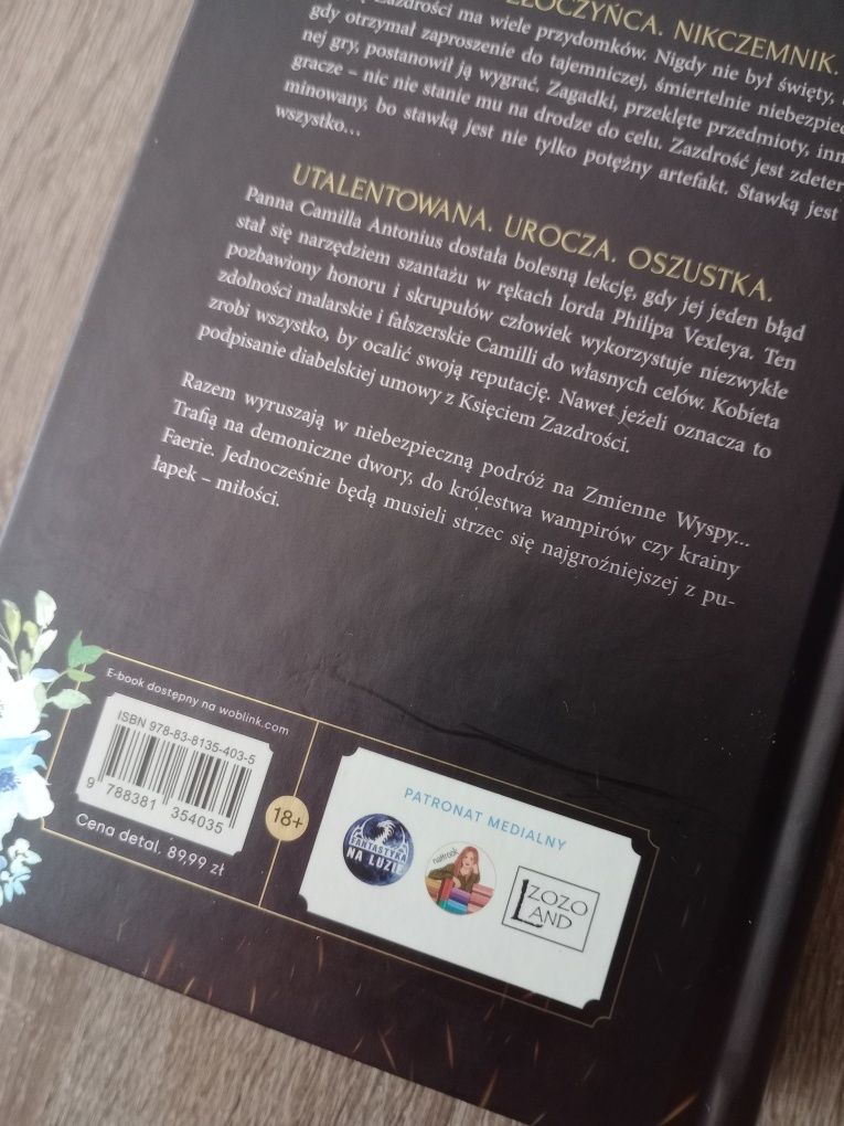 Książka "Tron Upadłych" Kerri Maniscalco