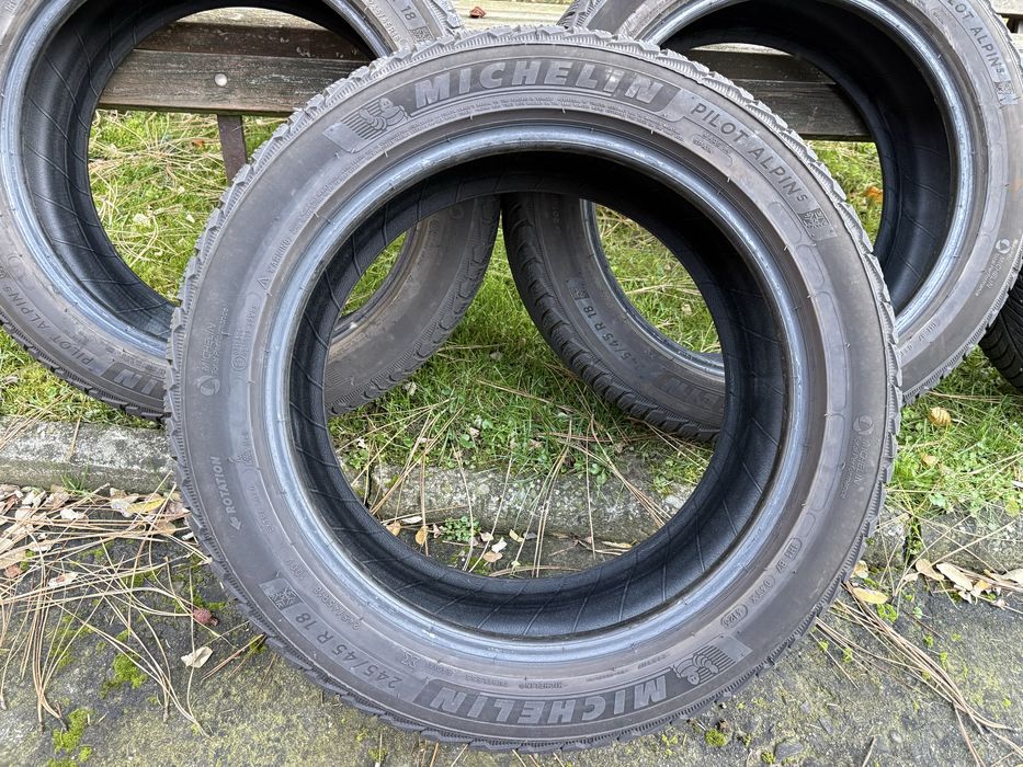 Michelin Pilot Alpin 5 — 245/45 R18 100V XL