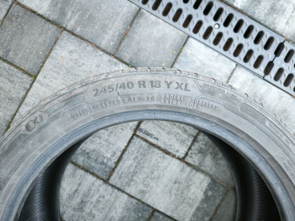 Opony Barum R18 245/40