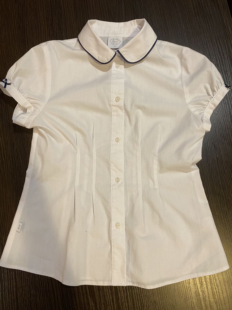 Біла блузка, рубашка