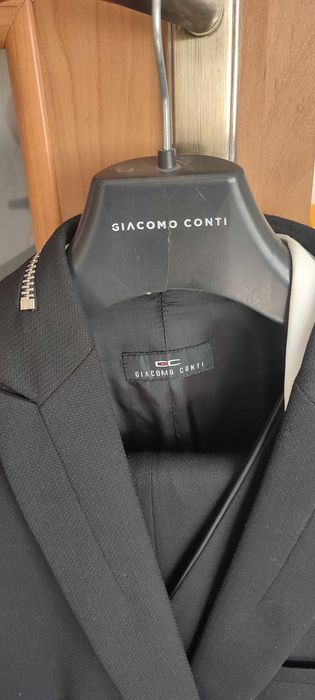 Garnitur Giacomo CONTI z zamkiem