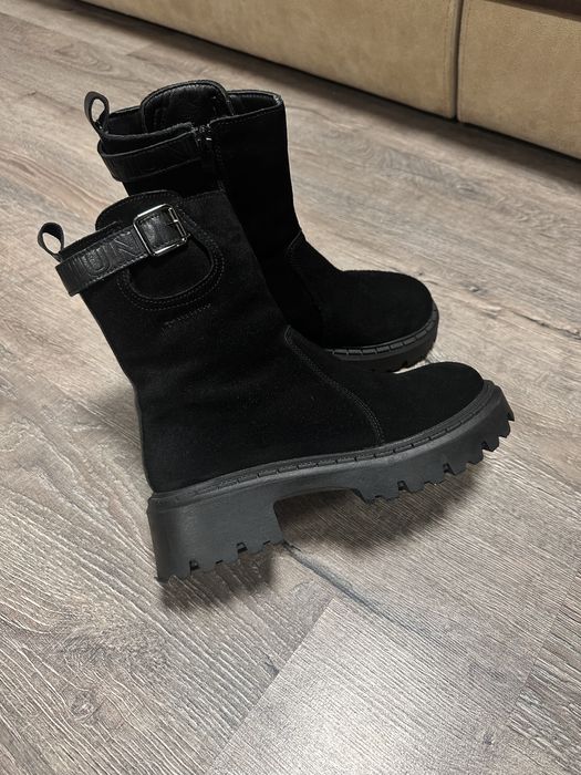 Зимові черевики натуральна замша 38/39