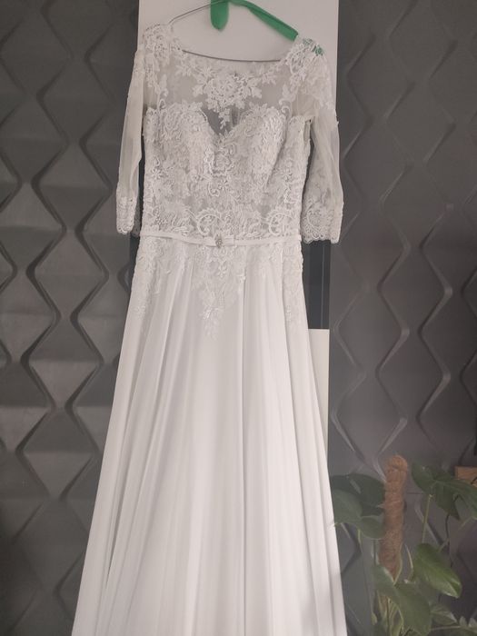 Muślinowa suknia ślubna 40