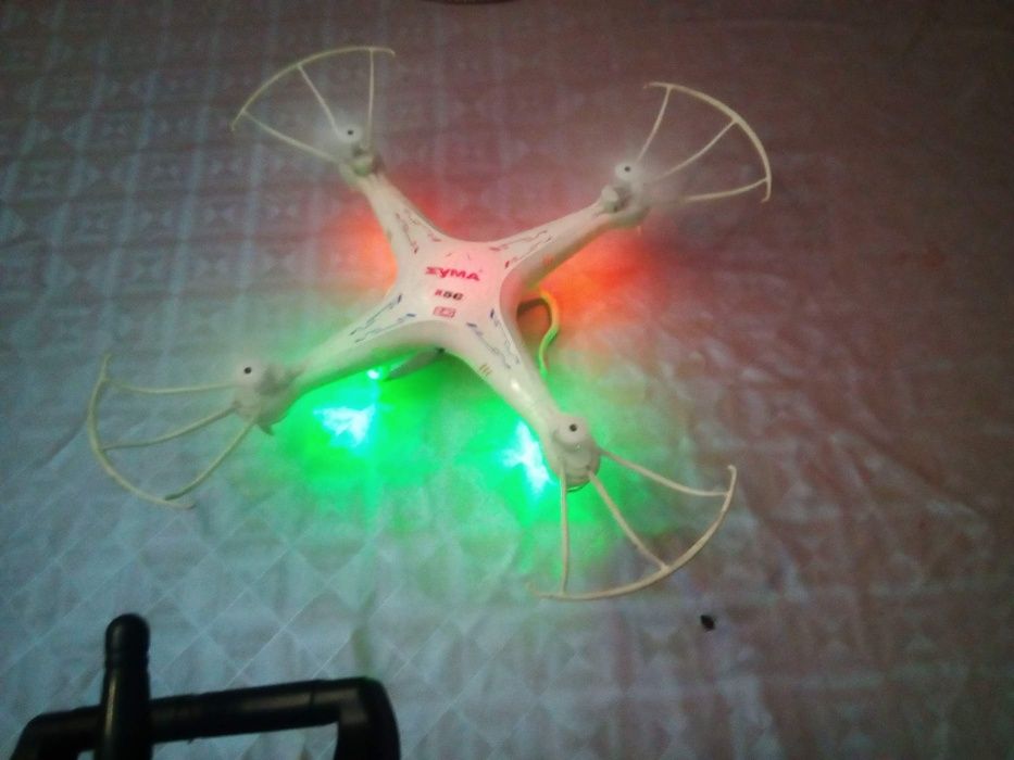 Drone SYMA X5C- Cãmara