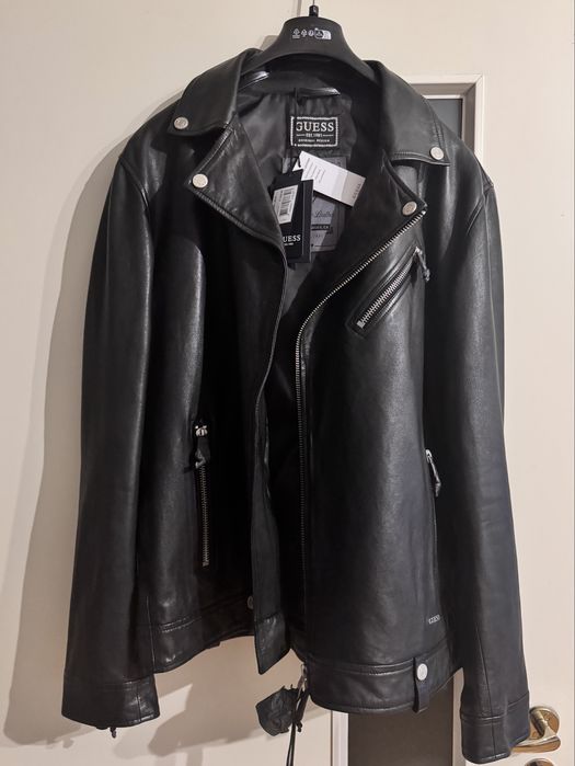 Кожаная куртка Guess, косуха Guess, размер L, натуральная кожа овчина