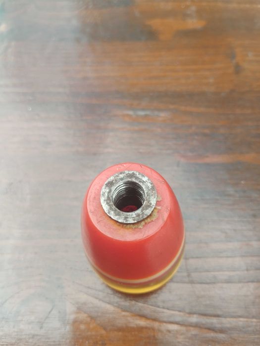 Gałka zmiany biegów Syrena gwint 10