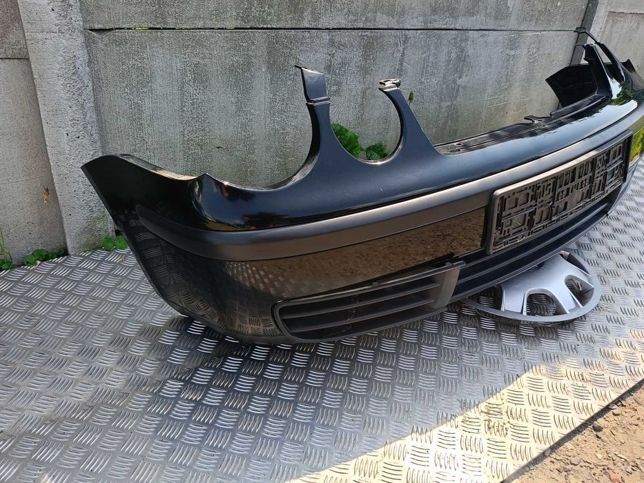 Polo 9N Maska / Zderzak / Lampa Lewy Przód / Prawy Przód / L041 / BDB