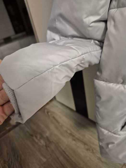 Дитяча зимова куртка для дівчинки