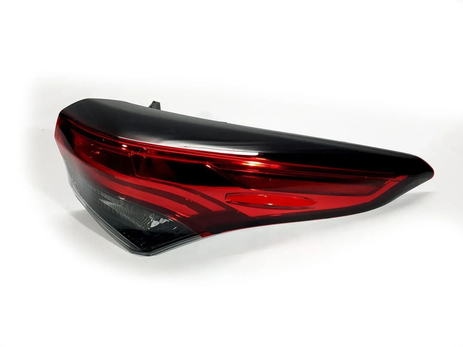 TOYOTA HIGHLANDER Фонарь наружный LE правый 2020