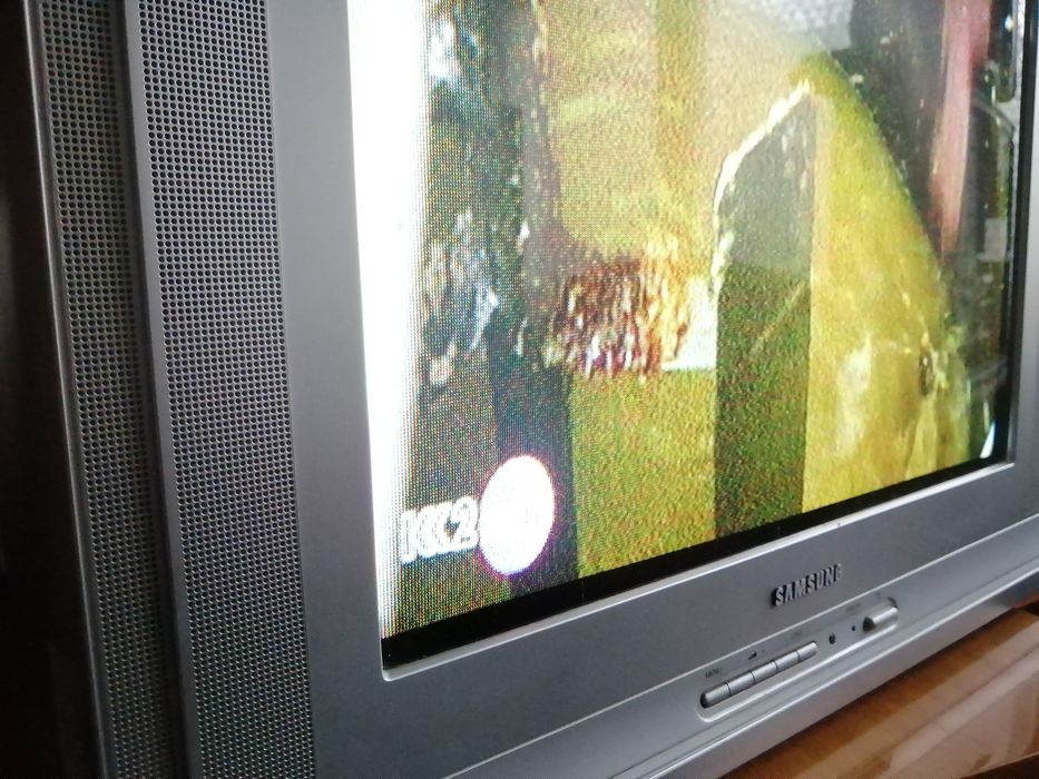 Продам телевизор Samsung 54 см