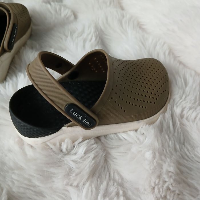 Дитячі кросівки оригінал puma, крокси, тапки валді