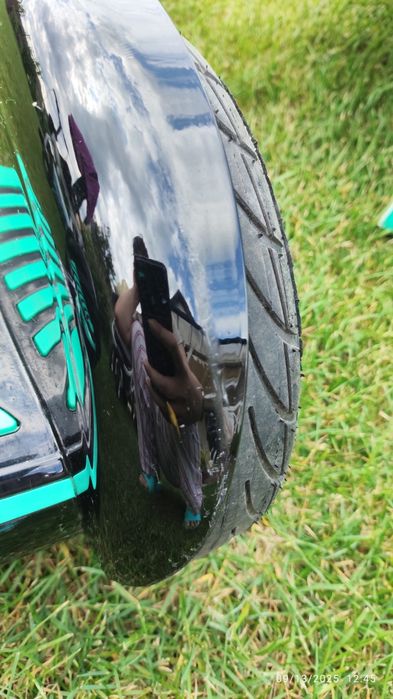 Skymaster Wheels 11 Lark hoverboard