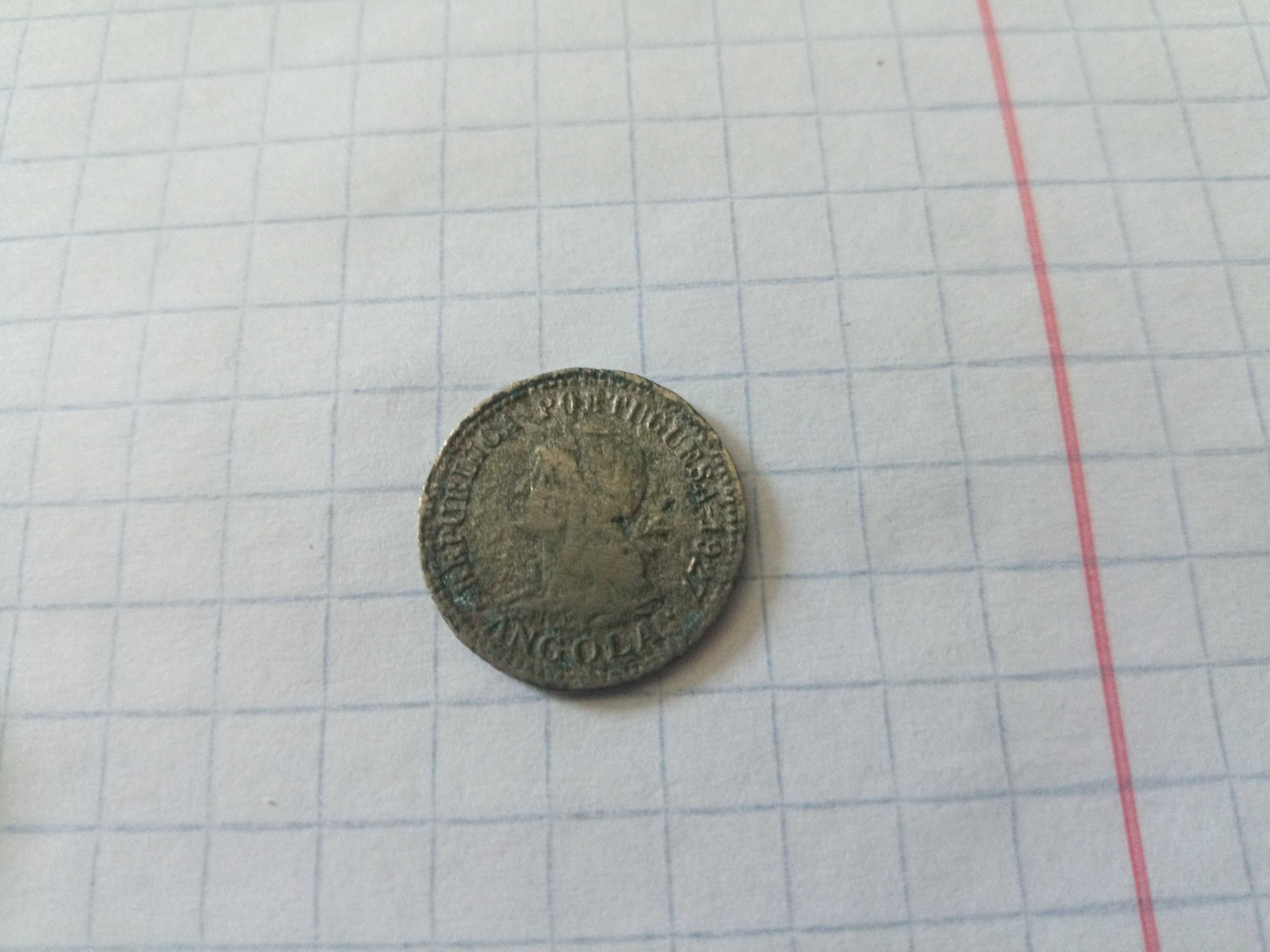 Lote de 10 moedas de Angola (ex-colónia, de 1927 a 1974)