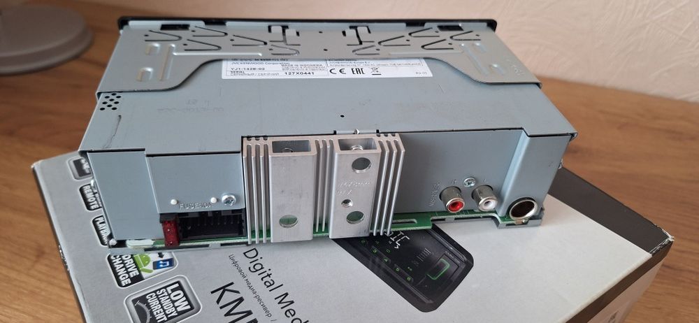 Продам магнитолу KENWOOD