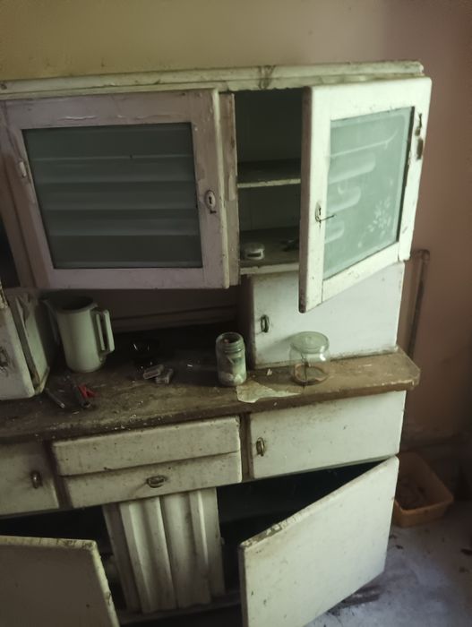 Kredens stary prl babciny