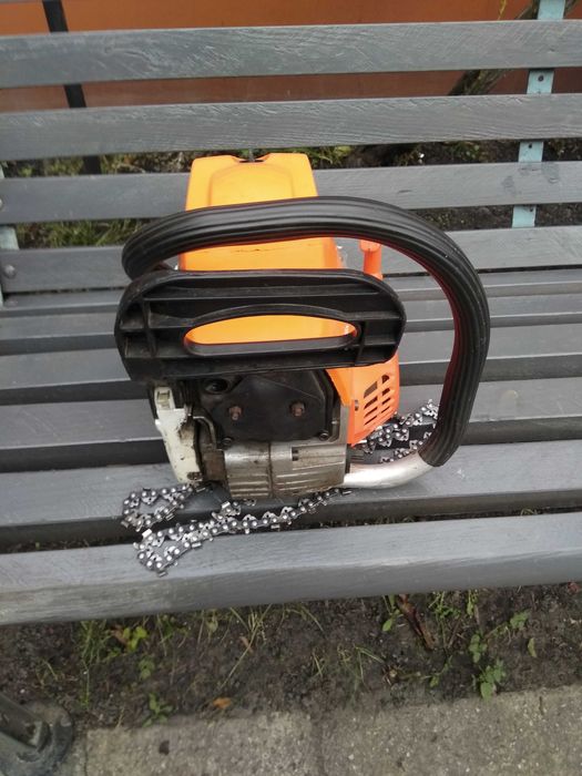Piła spalinowa ,łańcuchowa ,motorowa +łańcuch nowy i szarpak