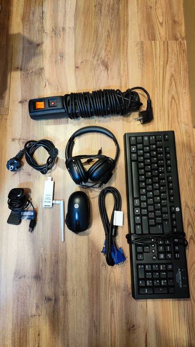 Komputer HP EliteDesk 800 G1 i5/16GB/250SSD/1TBHDD W11 + dodatki