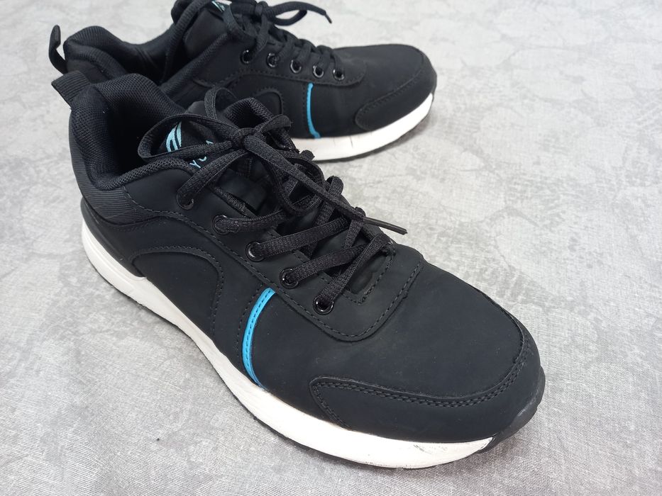 Крассовки кросівки 38 рр, 25см