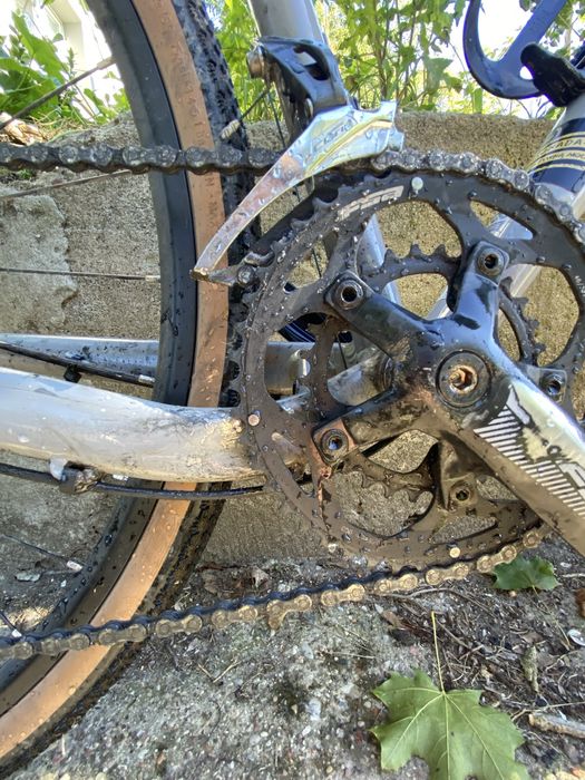 Gravel kross esker 1.0