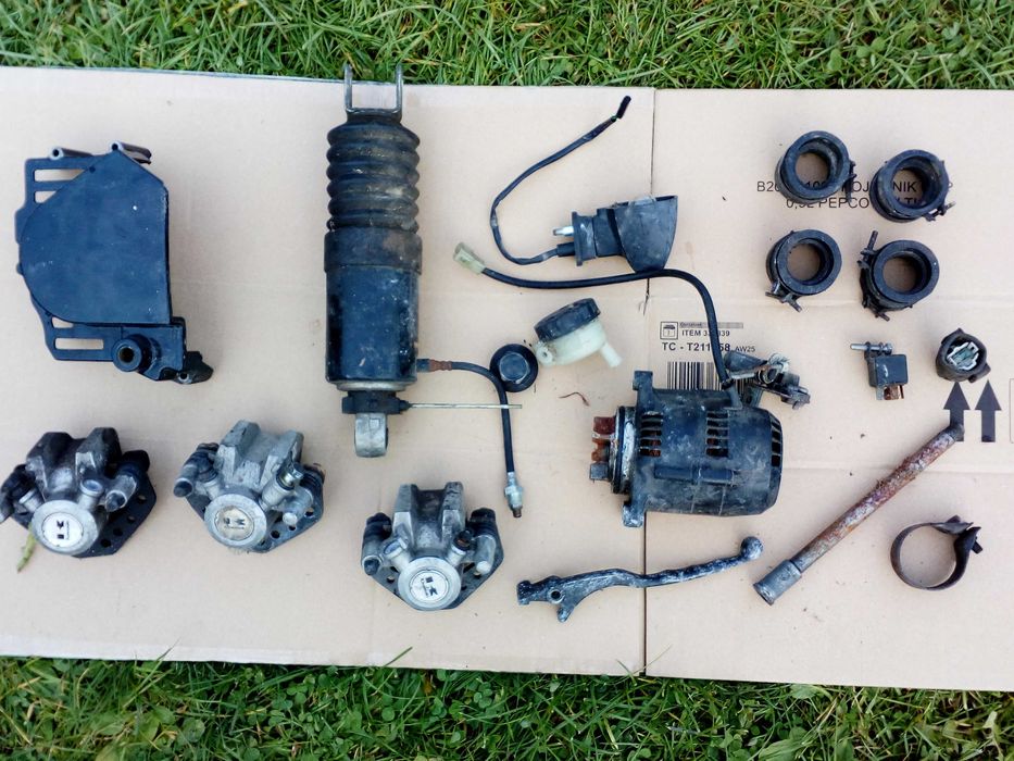 Kawasaki GPX 600 , GPZ alternator amortyzator króćce zacisk hamulcowy