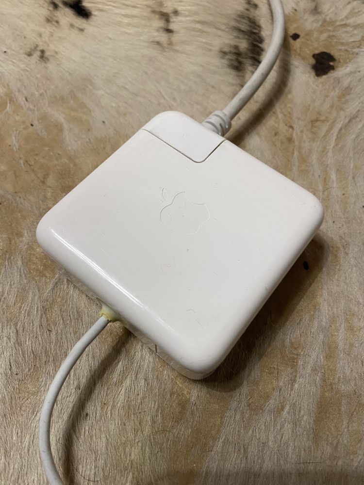 Адаптер питания Apple MagSafe A1344
