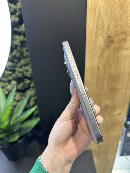 Used iPhone 16 Pro Max 256 gb (Natural) global