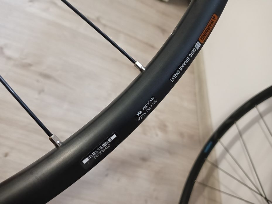 Koła shimano wh-rs171