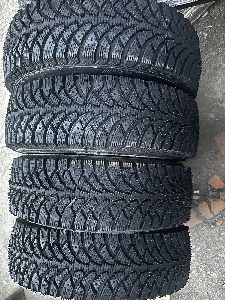 Шини нові болото 185/65 R15