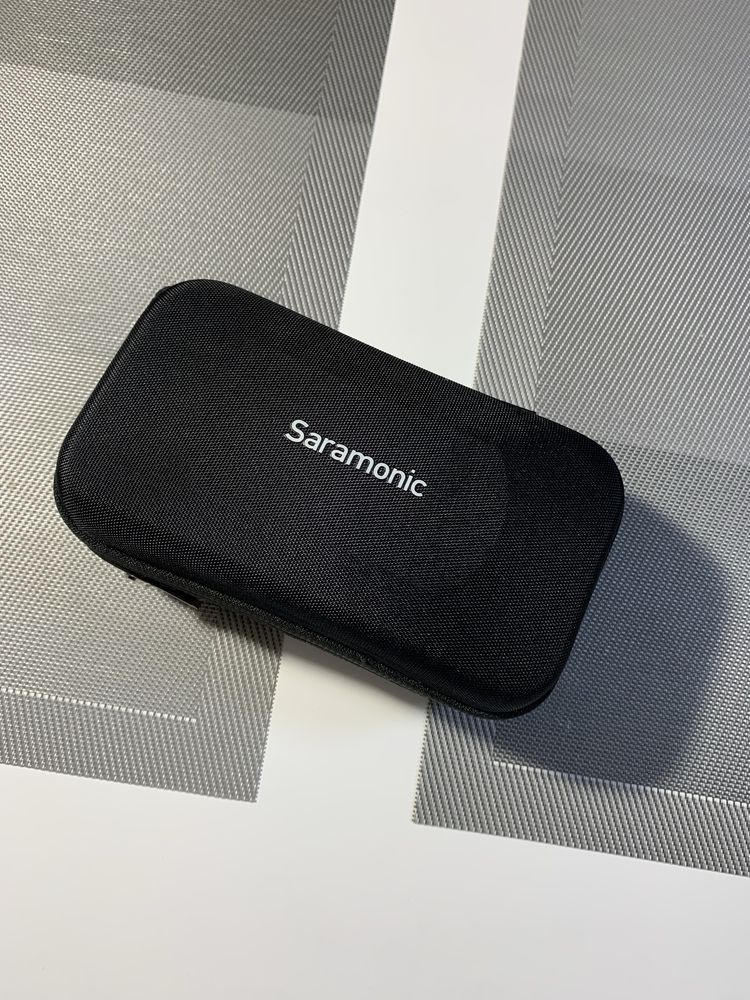 Saramonic BlinkMe B2 – беспроводной микрофон, полный комплект