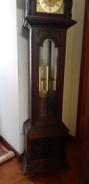 Relogio  de pe antigo