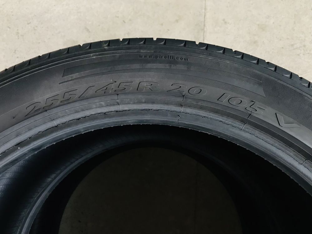 Pirelli Scorpion Zero 255/45R20 105V