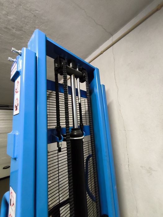 Stacker manual a 3 metros