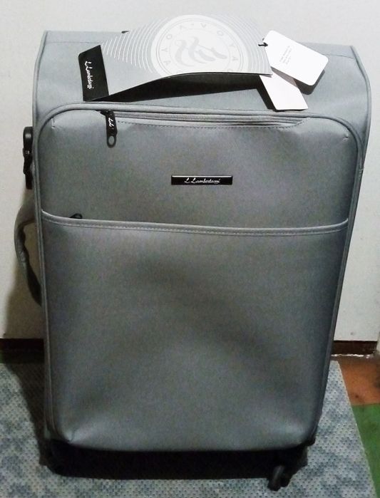 Валіза середня 68х40х24 60 л