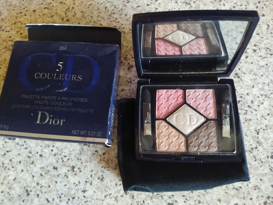 Cienie do oczu Dior no 834