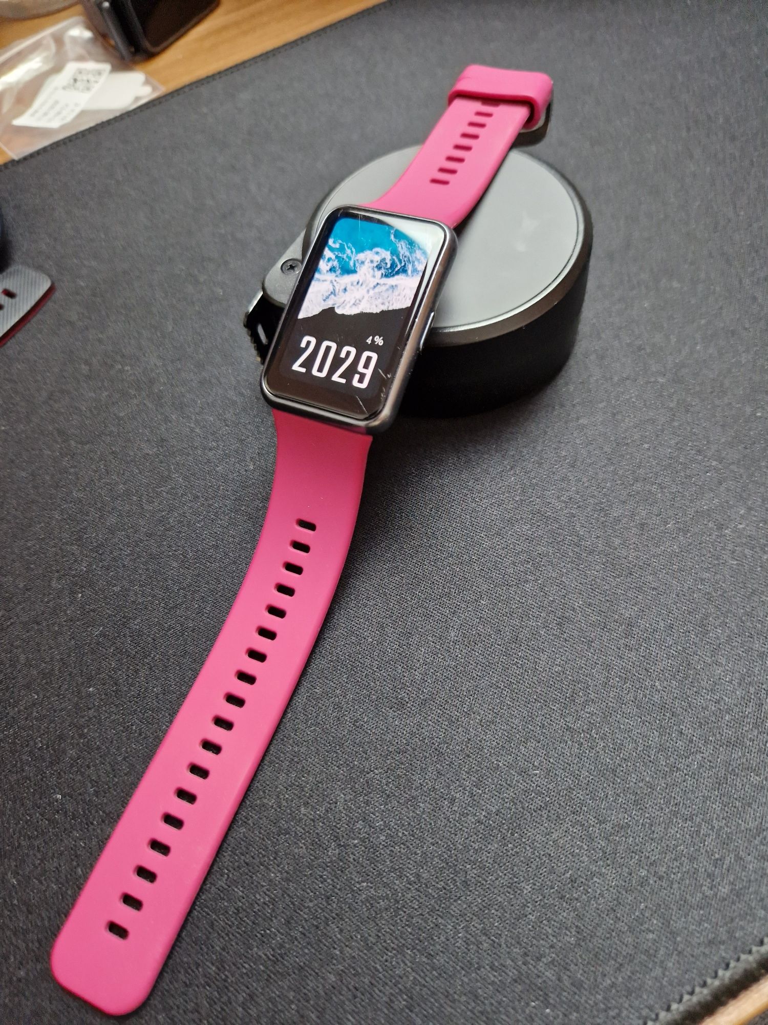 Huawei fit smartwatch