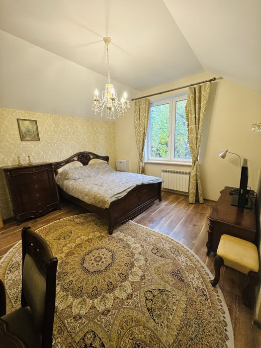 Подобово будинок. Басейн з підігрівом. Чан-Джакузі. м.Буча