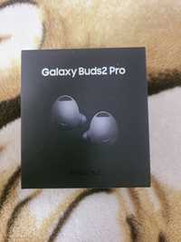 Продам кейс та правий навушник Galaxy buds2 Pro