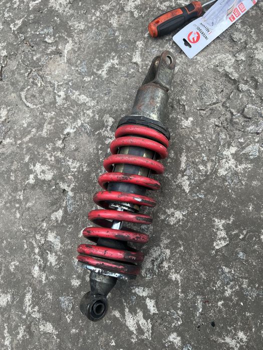 Продам амортизатор универсальный